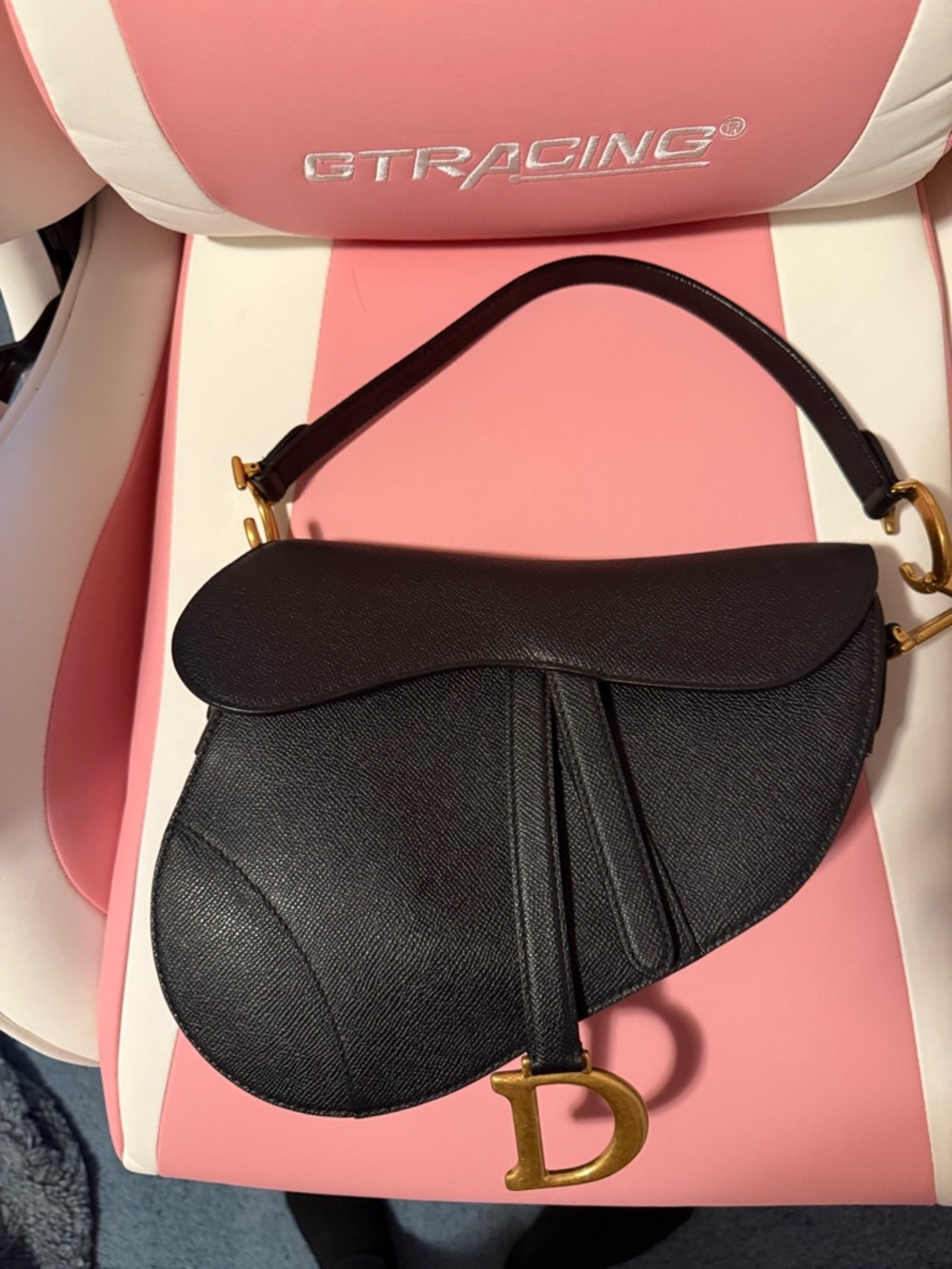 Black Dior medium Saddle Shoulder Bag with Gold Hardware - Picture 9 of 11